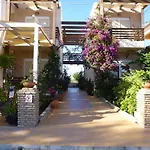 Giovanni Mare Apartment Kourouta