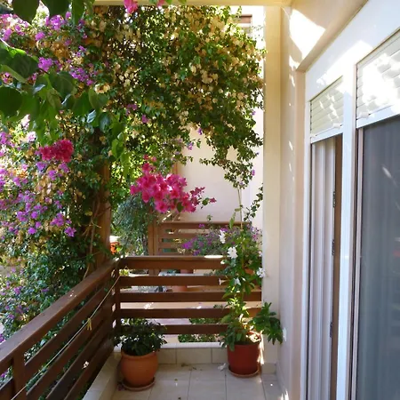 Giovanni Mare Appartement Kourouta