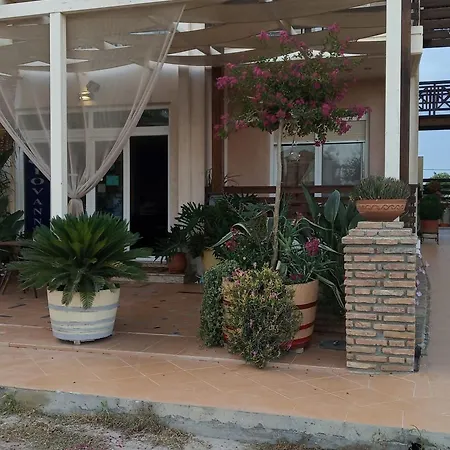 Giovanni Mare Appartement Kourouta